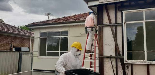 Asbestos roof removal Sydney services